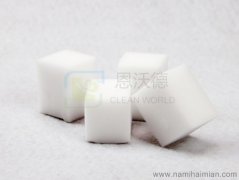 如何快速徹底清潔杯子里的茶漬？